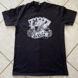 Sin City Las Vegas T-shirt Size Medium